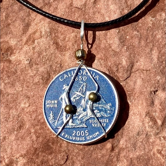 ARTISAN California Quarter Blue and Silver Necklace - Picture 1 of 3